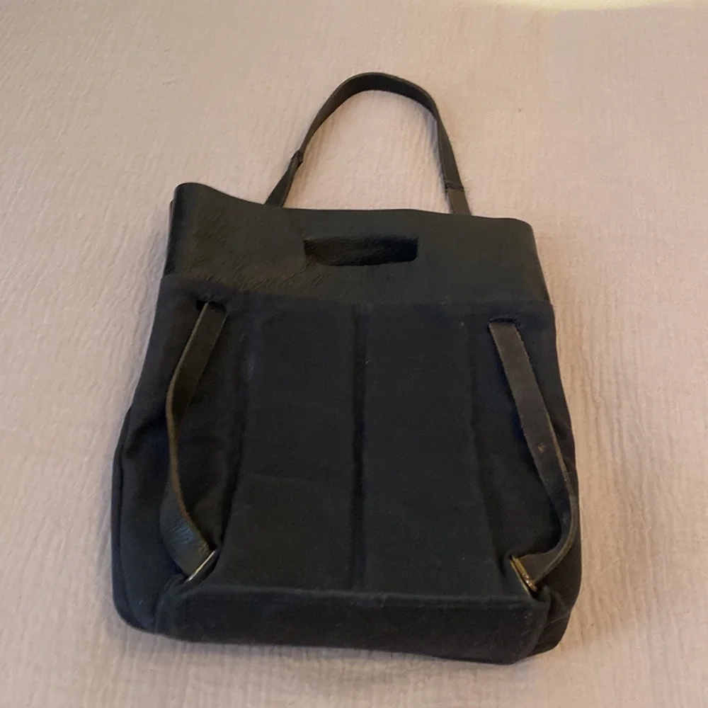 CHIYOME Minimalist Black Bag / Backpack